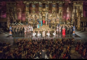 Aspendos Antik Tiyatrosunun muhteem akustii eliinde AIDA operas