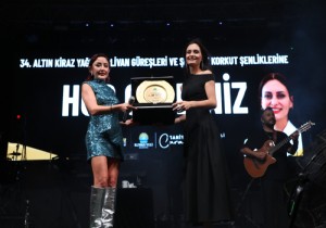 Korkuteli Melek Mosso le Cotu